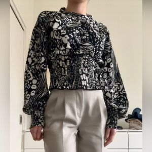 Elegant blouse with corset effect, peplum sleeve